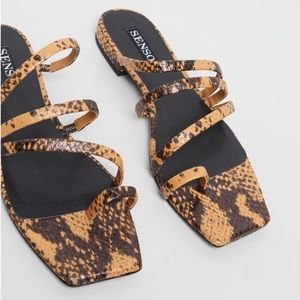 SENSO Ulissa II Strappy Slides in Turmeric